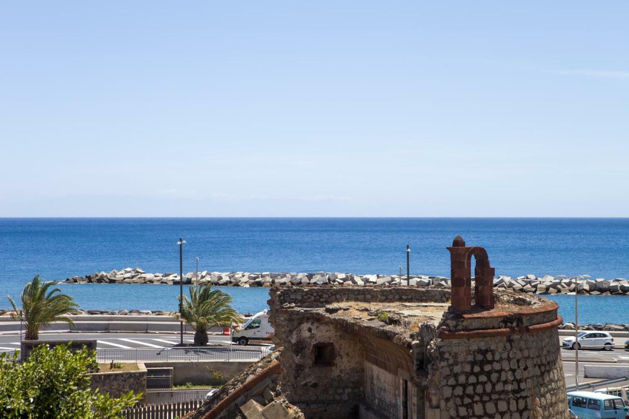 Casa Julia Atico Vistas Playa Las Teresitas サンタクルスデテネリフェ エクステリア 写真